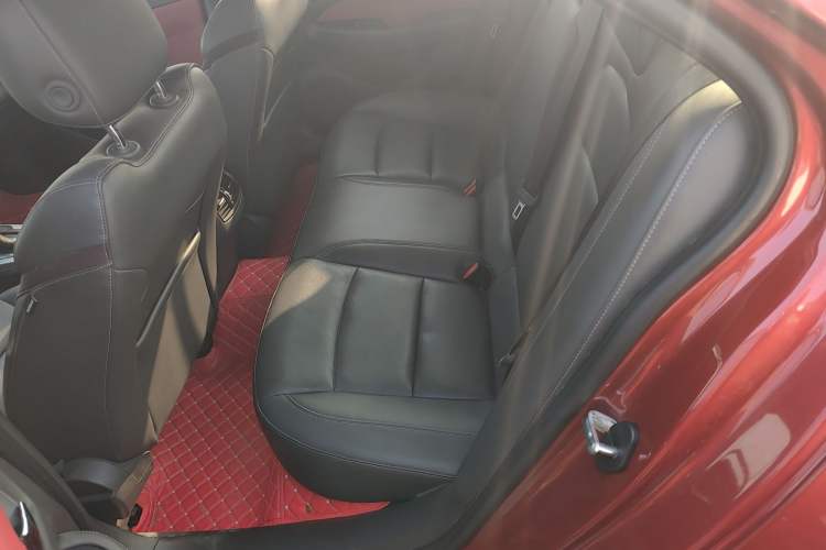 Used Chevrolet Malibu 2016 2.0L Automatic Luxury Edition
