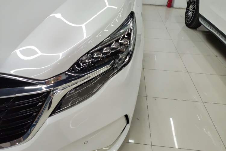 Used Buick GL8 2020 ES Land Cruiser 653T Luxury Model