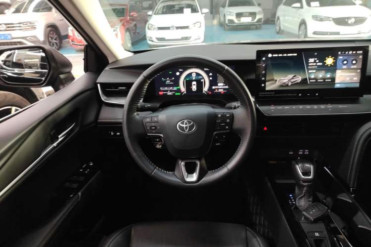 Used Toyota Camry 2024 Dual-Motor 2.0 HG Premium Edition