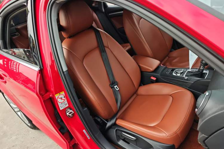 Used Audi A3 2019 Limousine 35 TFSI Ambition China V
