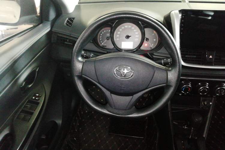 Used Toyota YARiS L 2020 1.5L CVT Leading Edition
