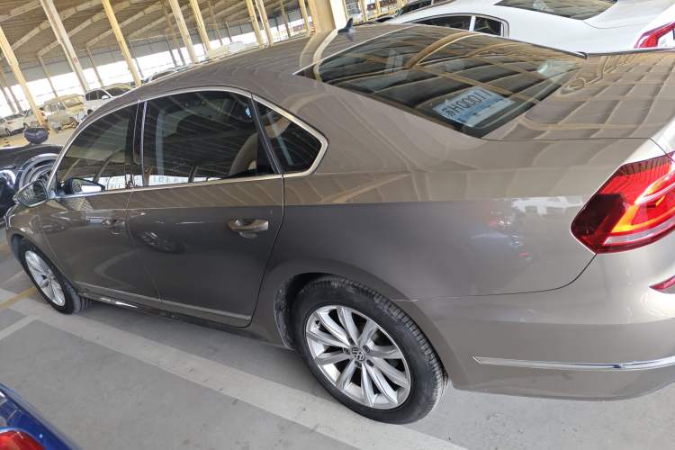 Used Volkswagen Passat 2017 280TSI DSG Luxury Edition
