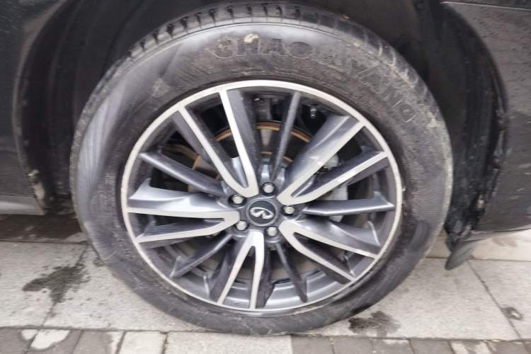 Used Infiniti QX60 2018 2.5 S/C Hybrid Two-Wheel-Drive Champion Family Edition
