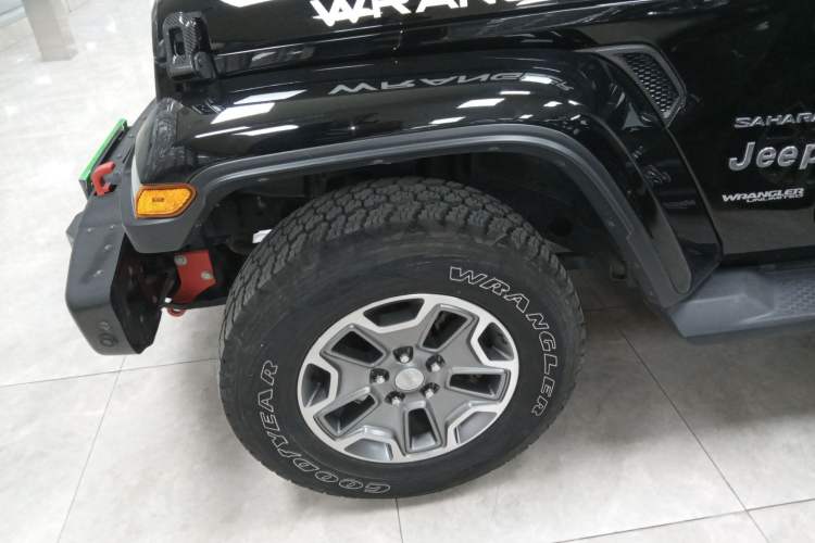 Used  Wrangler 2019 2.0T Sahara 4-Door Version China V Standard