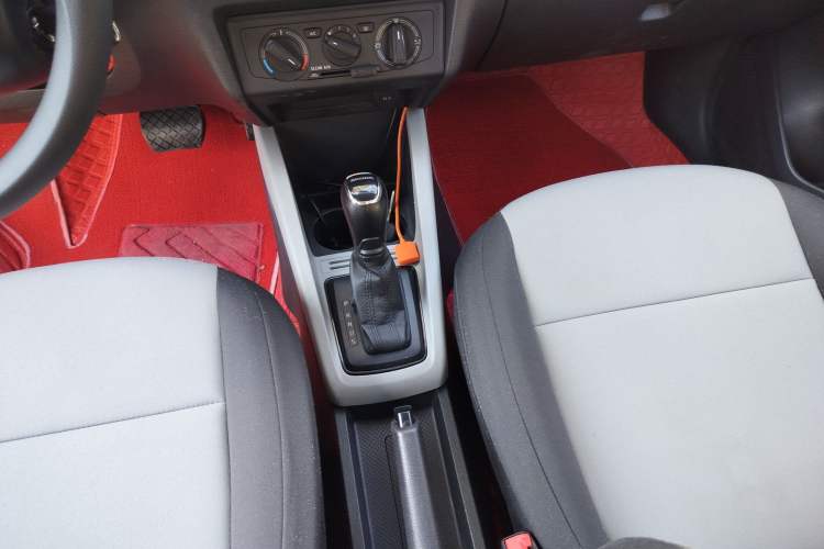 Used Skoda Fabia 2016 1.4L Automatic Car Enjoy Edition
