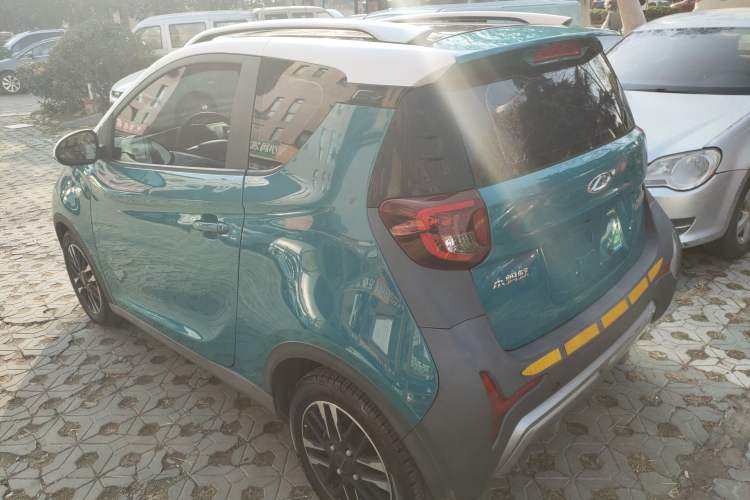 Used Chery Little Ant 2022 Sweet Pink Edition Full Sugar Version Lithium Iron Phosphate 29.2 kWh 30 kW 301 km
