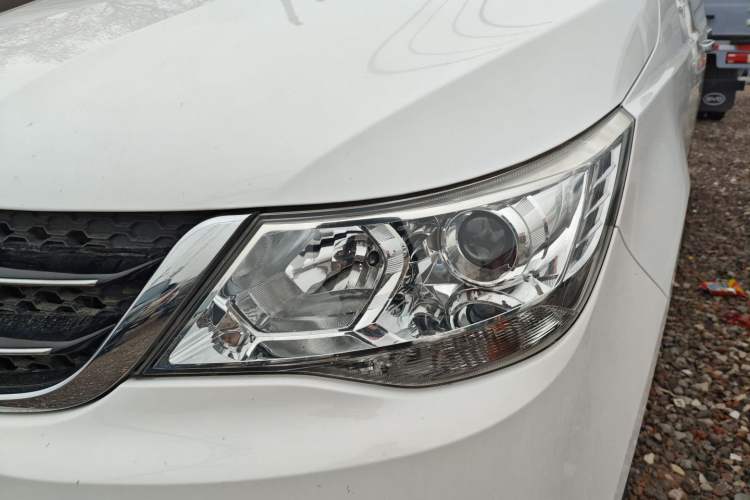 Used Baojun 730 2016 1.5L Manual Comfort Version 7 Seats China V Emission Standard
