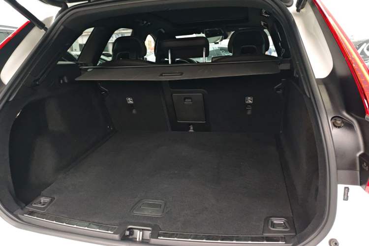 Used Volvo XC60 2018 T5 4x4 Smart & Sporty Edition