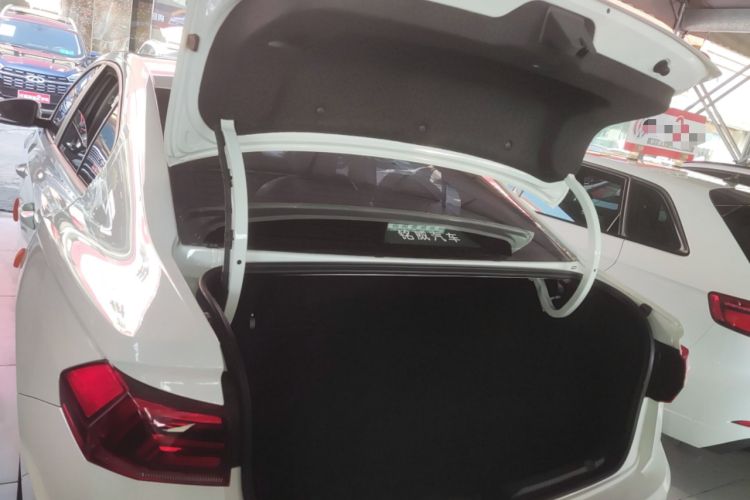 Used Volkswagen Bora 2021 1.5L Automatic Fashionable Smart Connectivity Version
