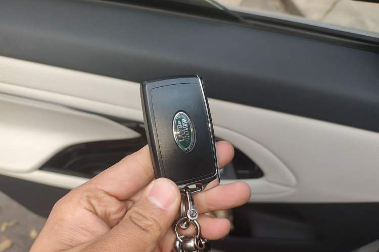 Used Land Rover Range Rover Evoque 2021 Range Rover Evoque 200 PS R-Dynamic Standard Elite Edition
