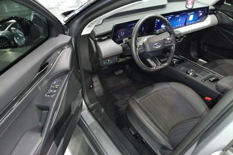 Used Ford Mondeo 2022 Restyled EcoBoost 245 Luxury Version