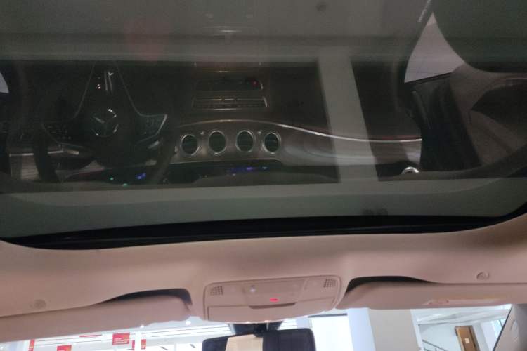 Used Mercedes-Benz E-Class 2023 Updated E 300 L Fashion Edition
