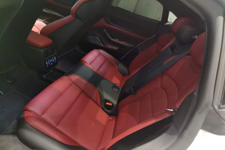 Used Porsche Taycan 2022 Taycan GTS
