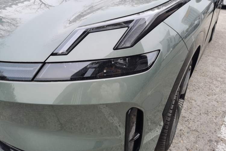 Used Lynk & Co 08 EM-P 2023 220km All-Wheel-Drive Performance Halo
