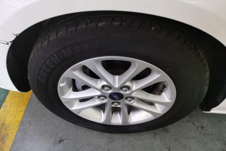 Used Ford Escort 2019 Revised 1.5L Automatic ZhiXiang Version (Tire Pressure Monitoring) China VI Standard