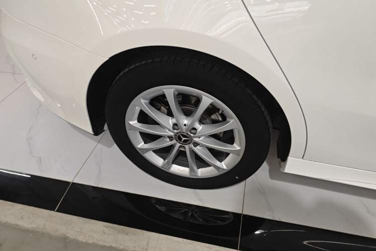 Used Mercedes-Benz A-Class 2021 A 200 L Sport Sedan Fashion Model