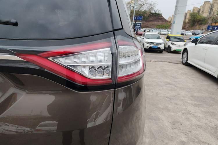 Used Ford Edge 2016 EcoBoost 245 Four-Wheel Drive Titanium Edition 7-Seater