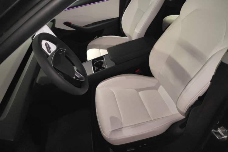 Used Tesla Model 3 2023 Long-Range All-Wheel-Drive Version