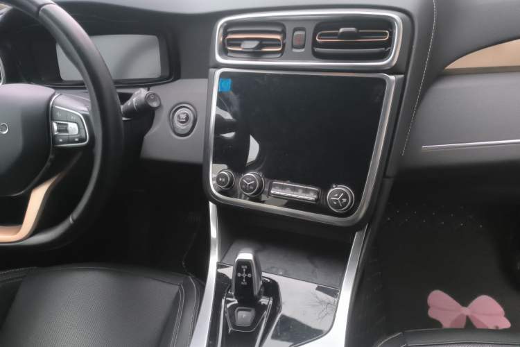 Used Lynk & Co 01 2017 2.0T Two-Wheel Drive Pro Edition
