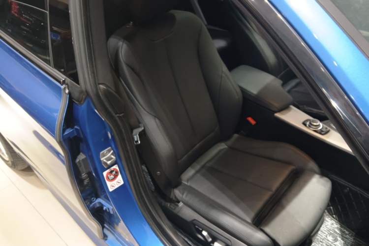 Used BMW 3 Series GT 2017 320i Sport Edition
