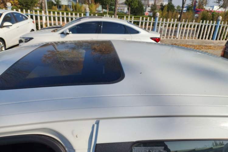 Used Peugeot 301 2016 1.6L Automatic Luxury Edition