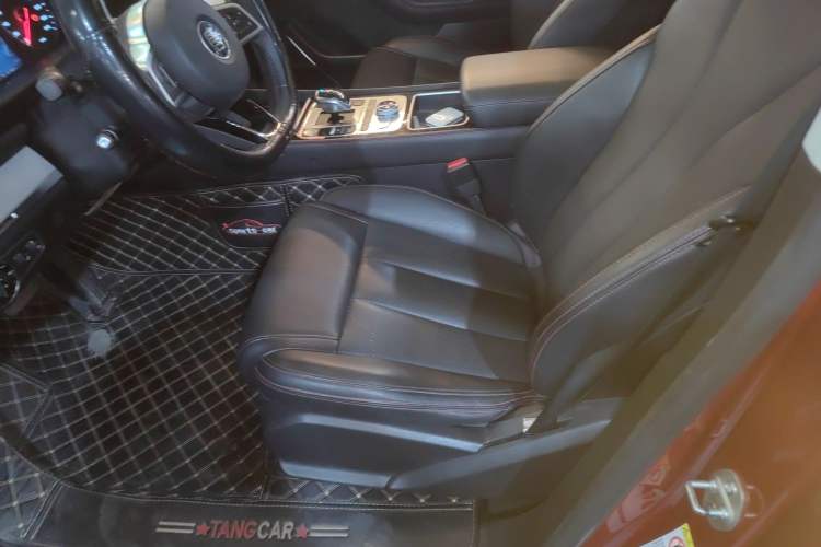 Used BYD Tang New Energy 2018 DM 2.0T All-Wheel Drive Smart Connect & Enjoyment Model 7 Seats China V Emission Standard
