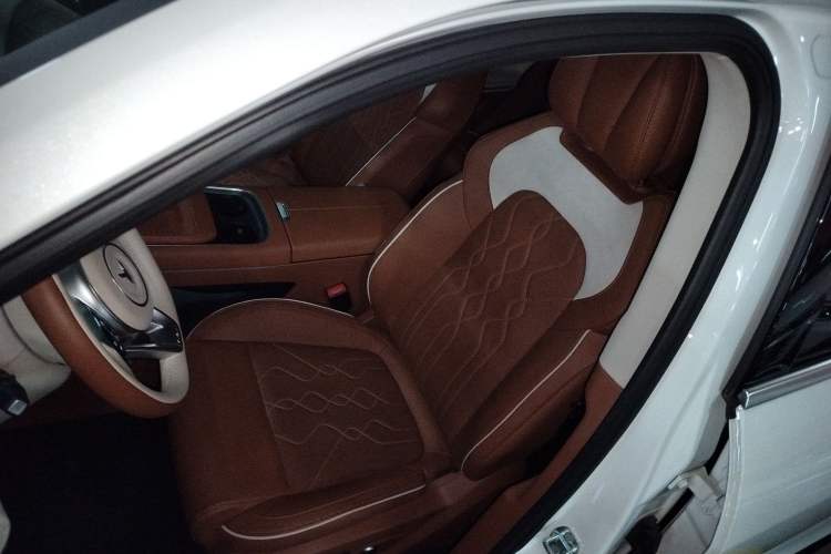 Used VOYAH FREE 2024 Ultra-Long Range Intelligent Driving Version
