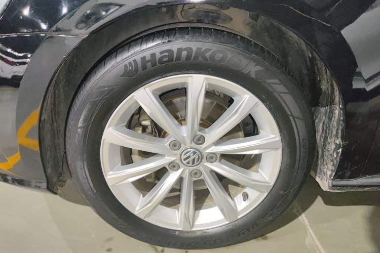 Used Volkswagen Passat 2017 330TSI DSG Luxury Edition
