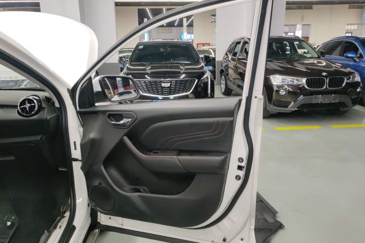 Used Soueast DX3 2018 1.5T CVT Luxury Model
