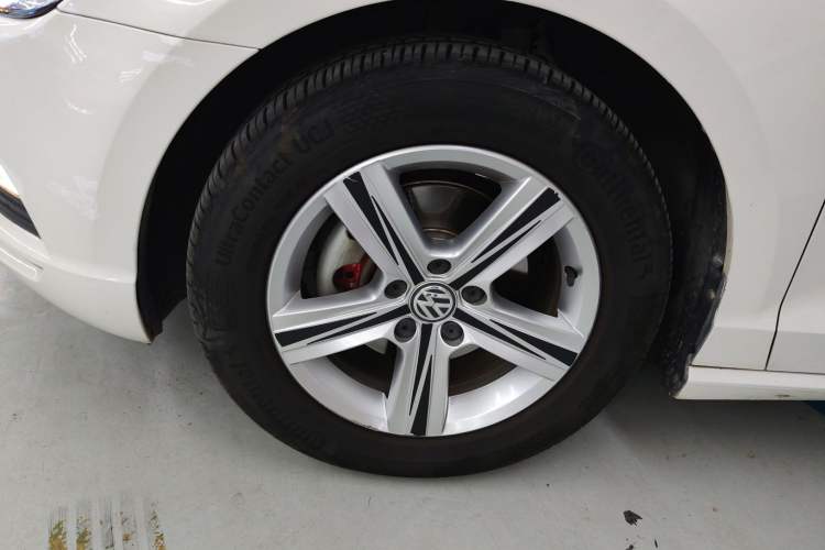 Used Volkswagen Lamando 2017 230TSI DSG Fashion Edition
