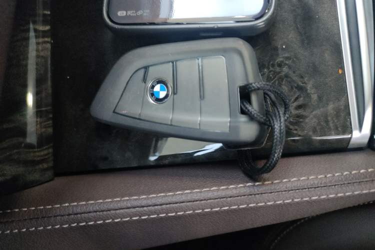 Used BMW 5 Series 2020 525Li M Sport Package