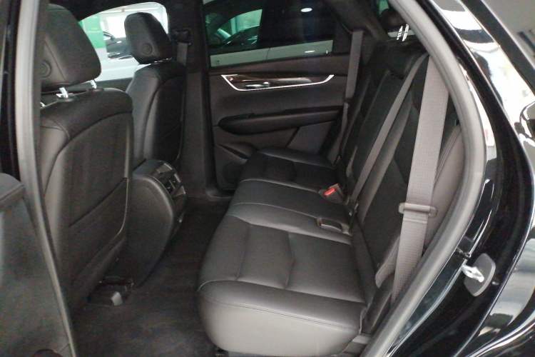 Used Cadillac XT5 2018 28E Four-Wheel Drive Tech Version
