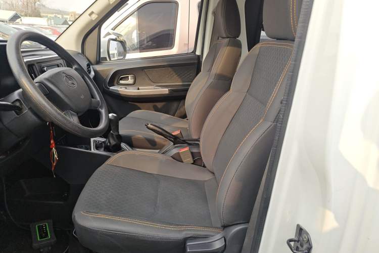 Used Chana Ruixing M60 2023 1.5L GDI Comfort-Class Passenger Vehicle 6/7 Seats