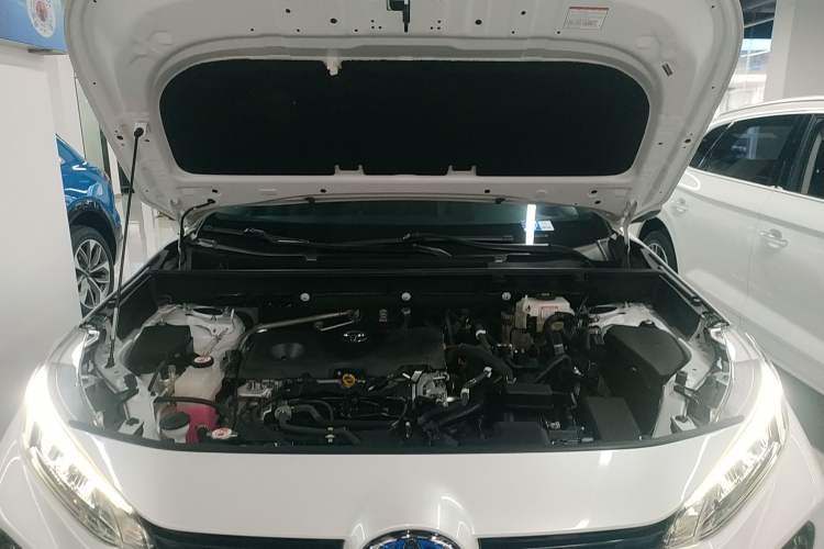 Used Toyota Wildlander 2022 Dual-Engine 2.5L E-CVT Two-Wheel Drive Luxury PLUS Edition
