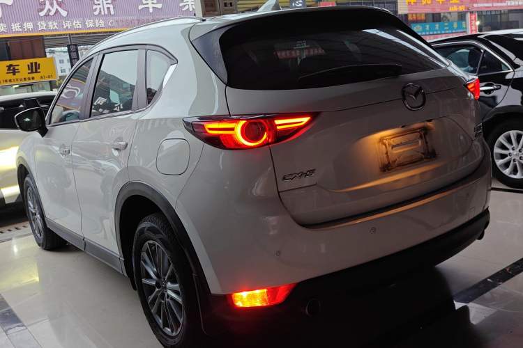 Used Mazda CX-5 2017 2.0L Automatic 2WD ZhiShang Trim China V Standard
