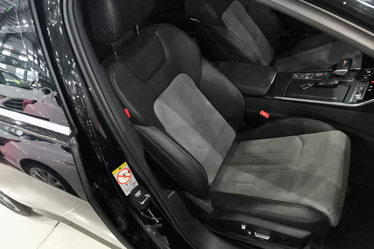 Used Audi A6L 2024 45 TFSI quattro Prestige Dynamic Edition
