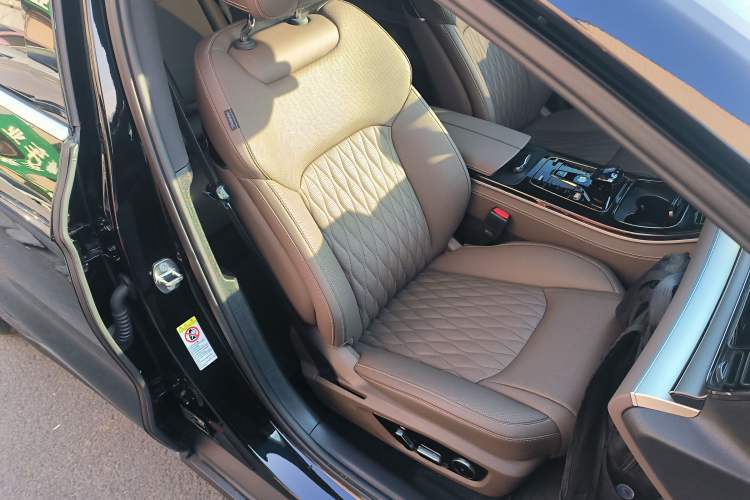 Used BYD Han 2025 DM-i Smart Drive 125KM Elite Model
