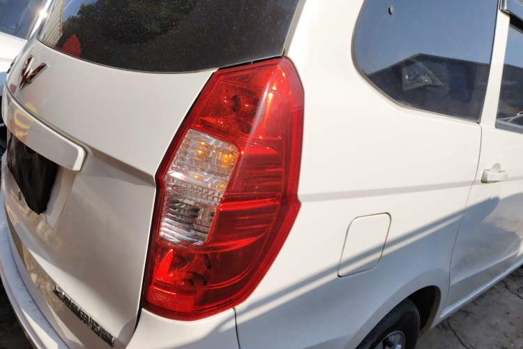 Used Wuling Hongguang 2016 1.5L Restyled S Comfort Version
