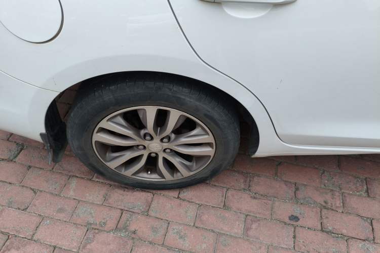 Used Buick GT 2019 18T Automatic Connected Elite Model China VI Standard
