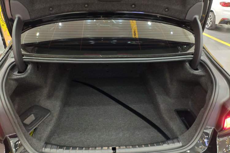 Used BMW 5 Series 2023 530Li Leading Model M Sport Package
