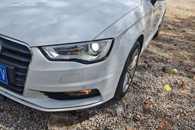 Used Audi A3 2015 Limousine 40 TFSI Automatic Comfort Model
