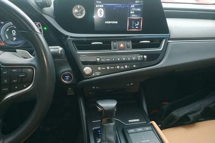 Used Lexus ES 2021 300h Excellence Edition