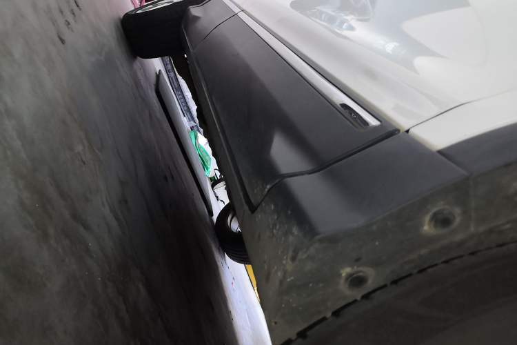 Used Ford Kuga 2013 2.0L GTDi Four-Wheel-Drive Sport Model
