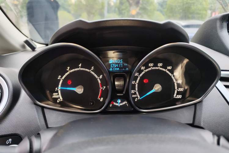 Used Ford Fiesta 2013 Hatchback 1.5L Automatic Fashion Edition
