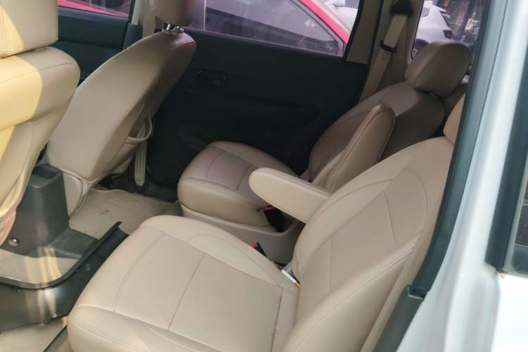 Used Wuling Hongguang 2014 1.5L S Standard Version
