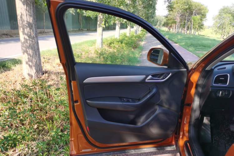 Used Audi Q3 2015 35 TFSI quattro Technology Edition
