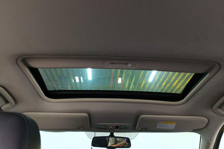 Used Mitsubishi Outlander 2017 2.0L Two-Wheel Drive Glory Edition 5 Seats
