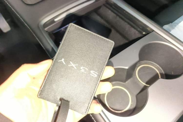 Used Tesla Model Y 2022 Rear-Wheel-Drive Version