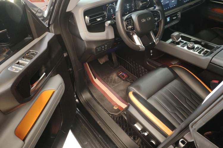 Used  BJ40 2024 2.0T All-New Urban Hunter Edition Chivalrous Style