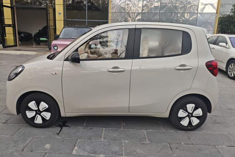 Used Wuling Hongguang MINIEV 2025 Four-Door Version Advanced Edition
